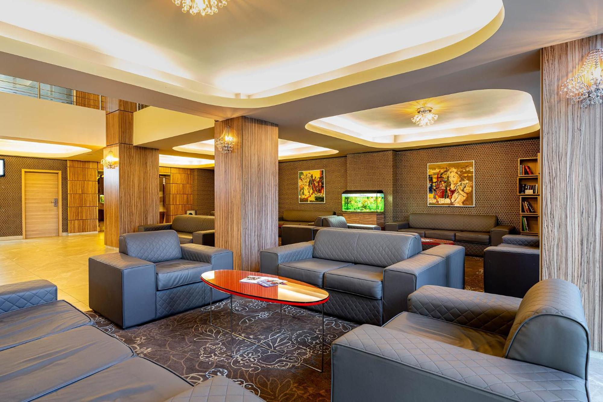 Rin Airport Hotel Otopeni Exterior foto